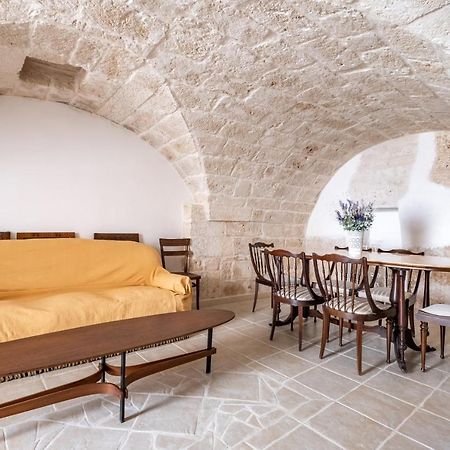 Dimora Lucrezia - Big & Central Apatment With Parking Ostuni Buitenkant foto