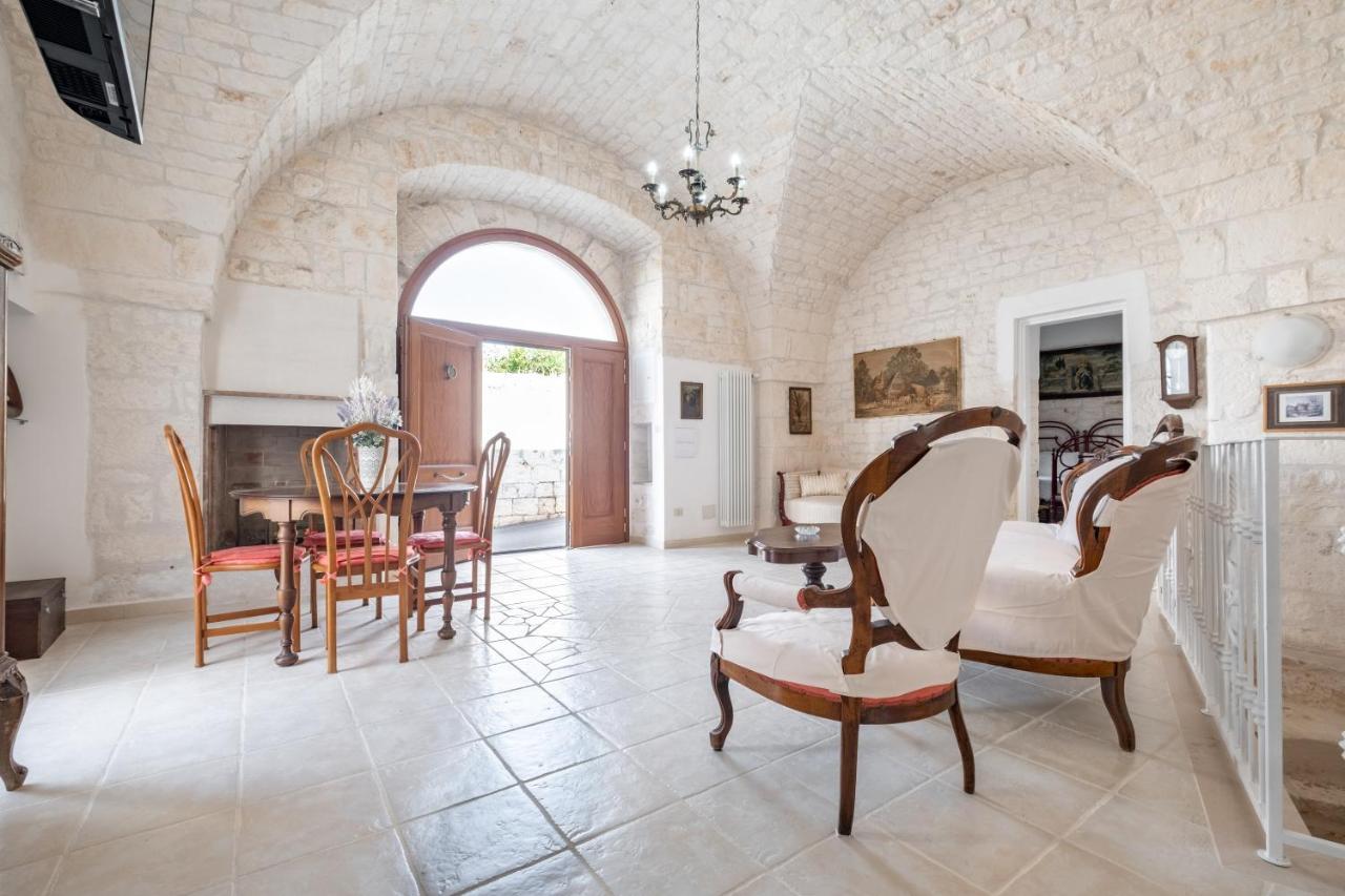 Dimora Lucrezia - Big & Central Apatment With Parking Ostuni Buitenkant foto