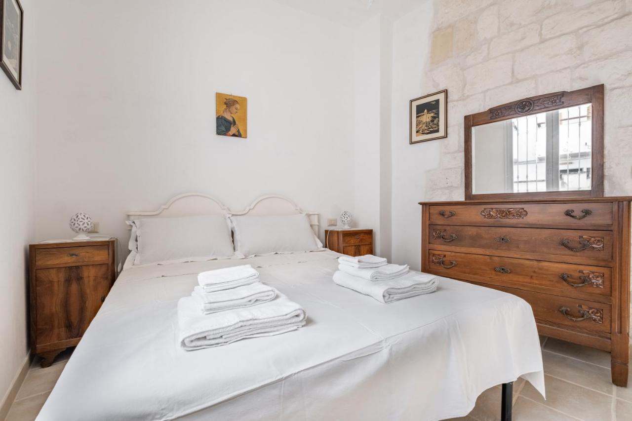 Dimora Lucrezia - Big & Central Apatment With Parking Ostuni Buitenkant foto